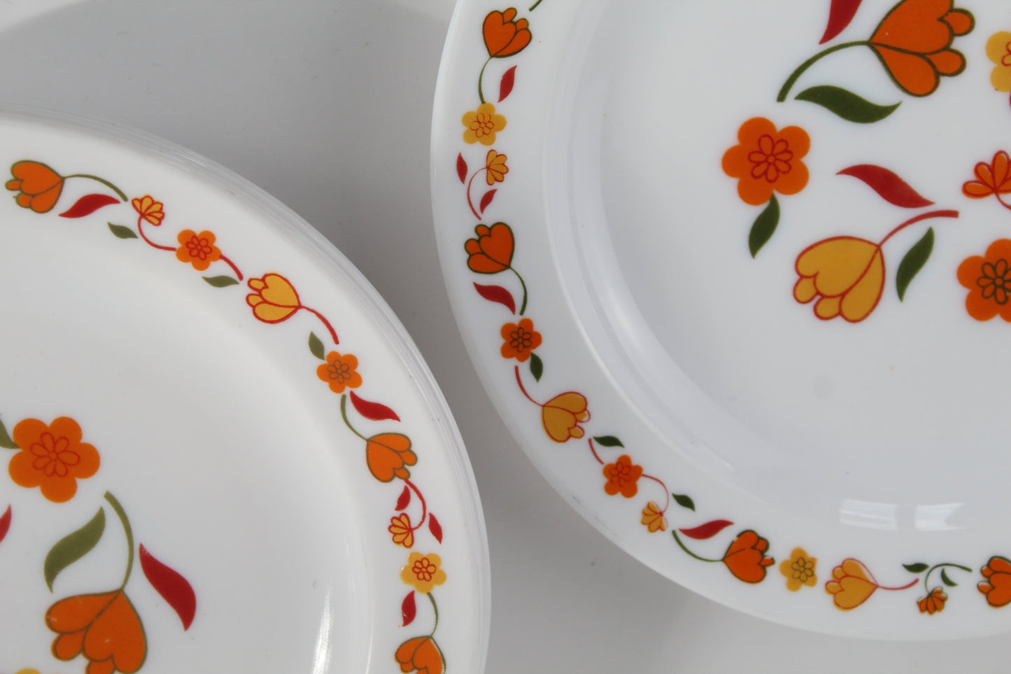 Assiettes Arcopal "Tulipe"