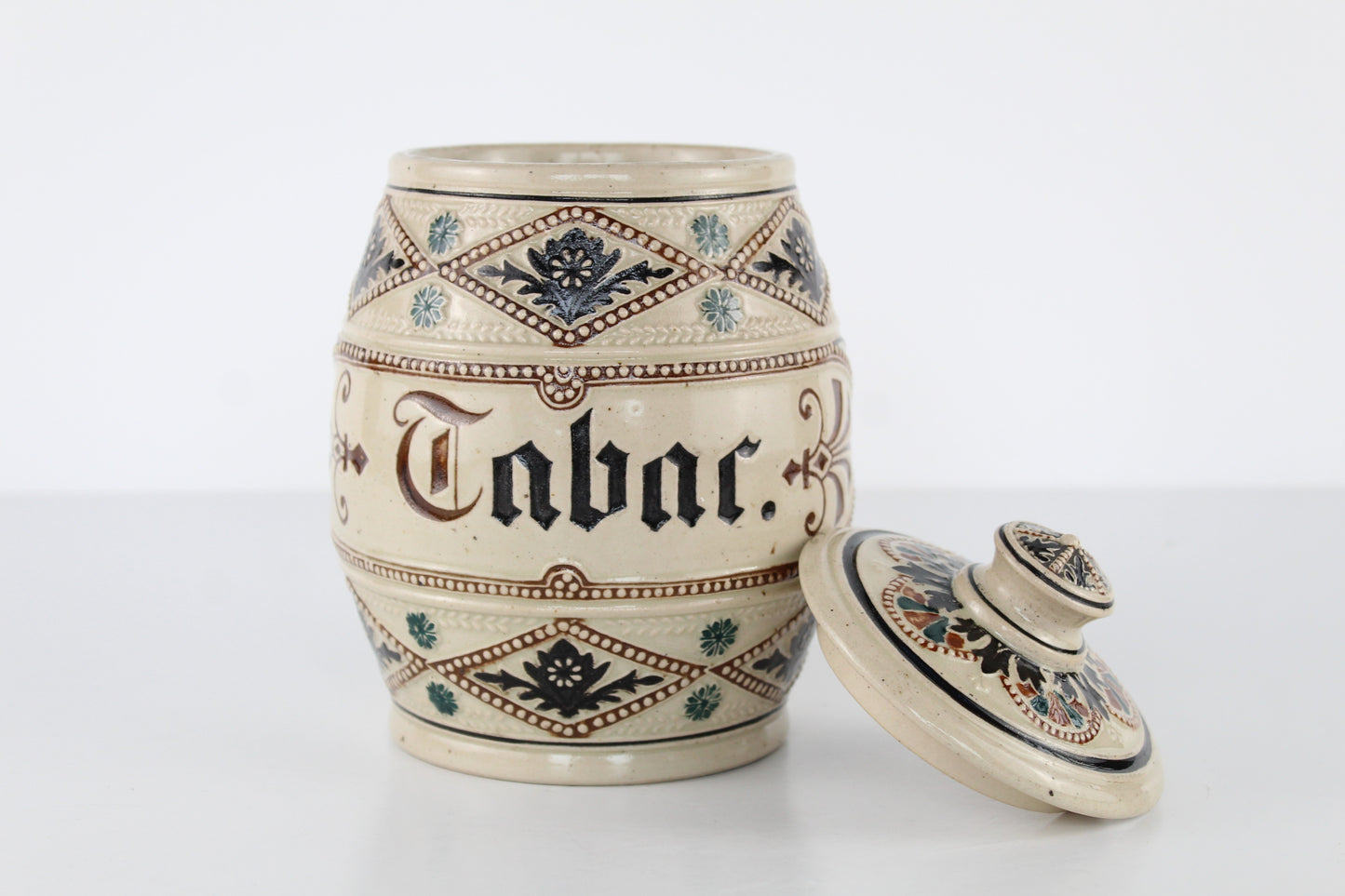 Ancien pot à tabac